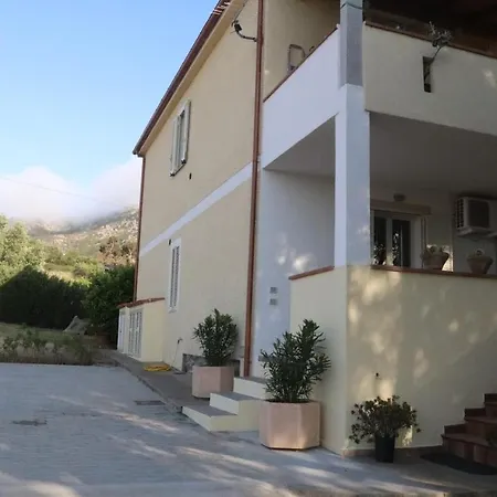 Casa Oleandri Holiday home Golfo Aranci